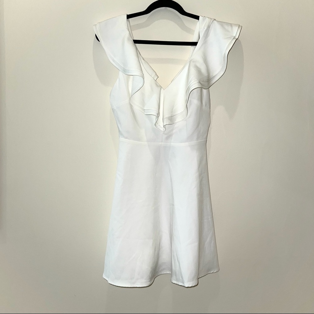 White Lulus dress ruffle - new
